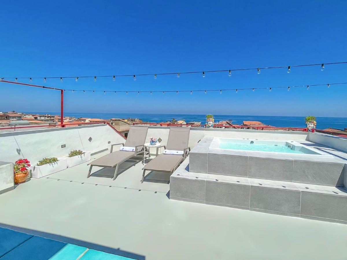 Duca D'Aosta Terrace, Skypool & Sauna أكيدولتشي المظهر الخارجي الصورة